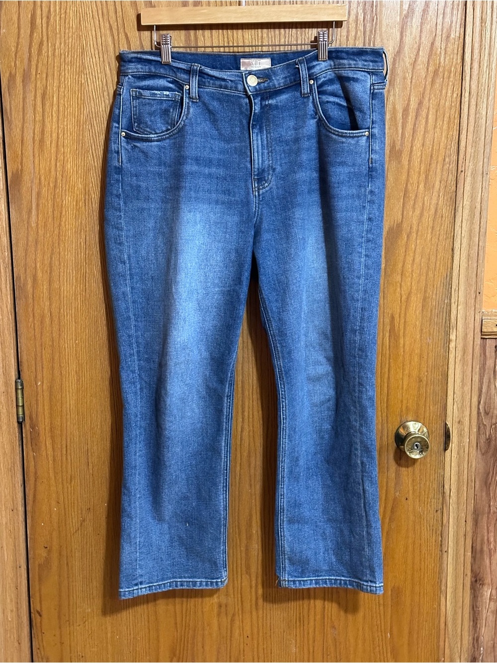 Kut from the Kloth baggy ankle Straight Leg Jeans sz 12